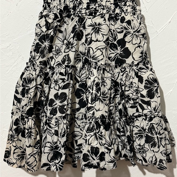 American Eagle Dress Size XS Black Ivory Floral Off Shoulder Smocked Cotton - Picture 7 of 11